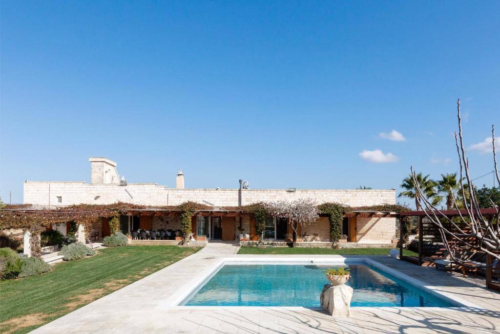 Masseria Misocampo - Happy Rentals, restored Puglian farmhouse with a large pool in Calimera